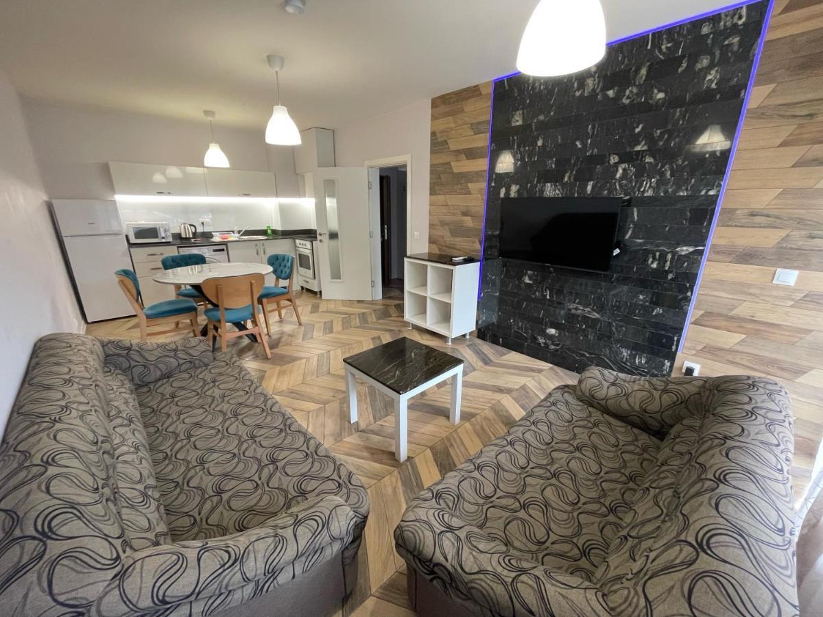 Sunny Apartment In Studentski Grad, Behind Unss Σόφια Εξωτερικό φωτογραφία