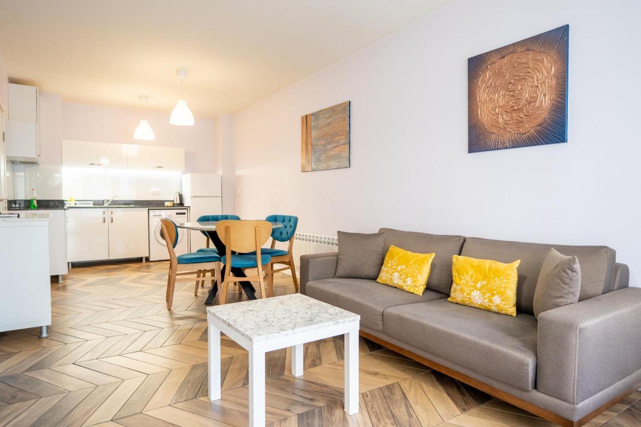 Sunny Apartment In Studentski Grad, Behind Unss Σόφια Εξωτερικό φωτογραφία
