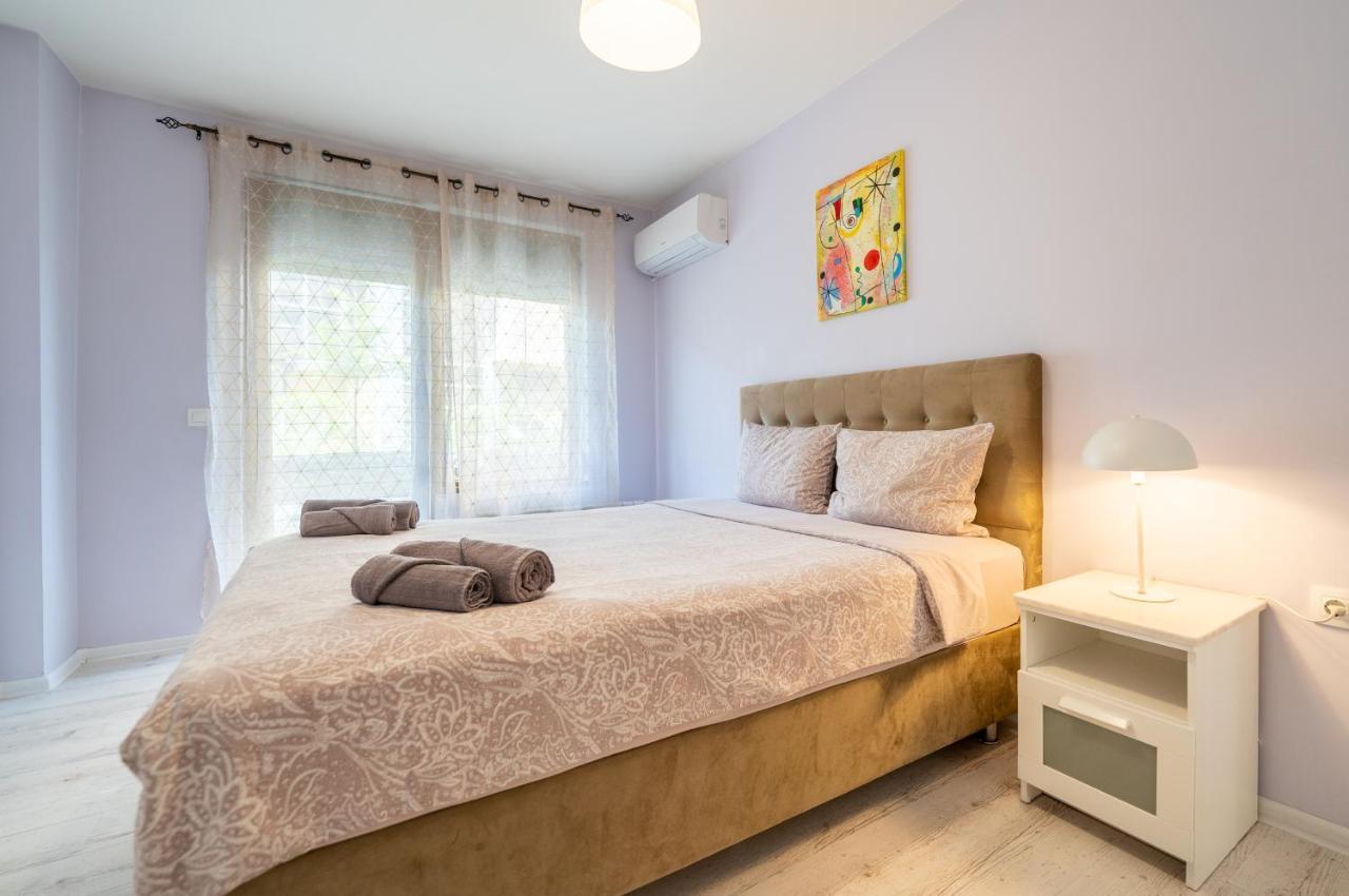 Sunny Apartment In Studentski Grad, Behind Unss Σόφια Εξωτερικό φωτογραφία