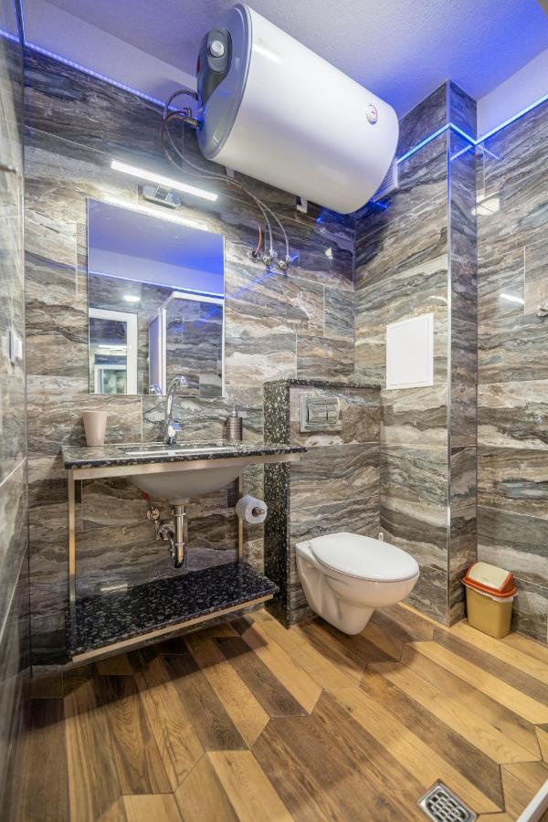 Sunny Apartment In Studentski Grad, Behind Unss Σόφια Εξωτερικό φωτογραφία
