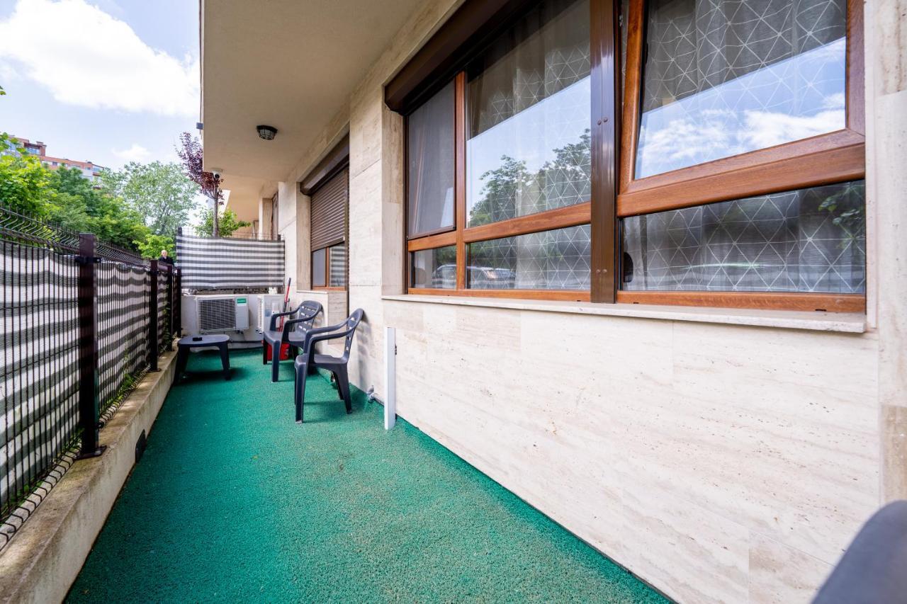 Sunny Apartment In Studentski Grad, Behind Unss Σόφια Εξωτερικό φωτογραφία